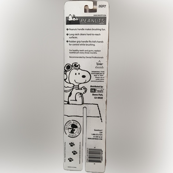 🍄NEW Snoopy & Gang Peanuts 2 Pk Toothbrushes Vintage Soft Kids Collectible - Picture 4 of 8